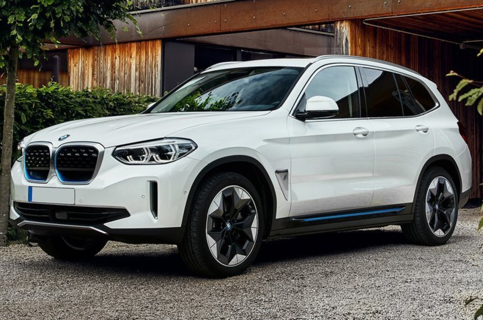 BMW iX3