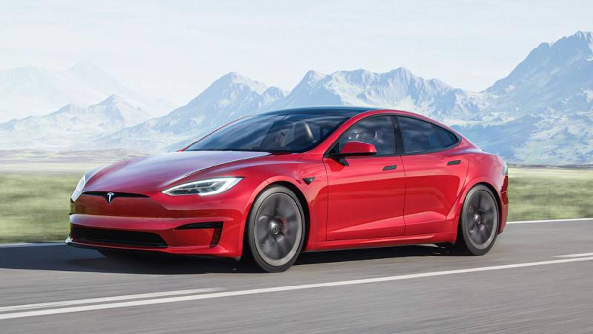 Tesla Model S Plaid+